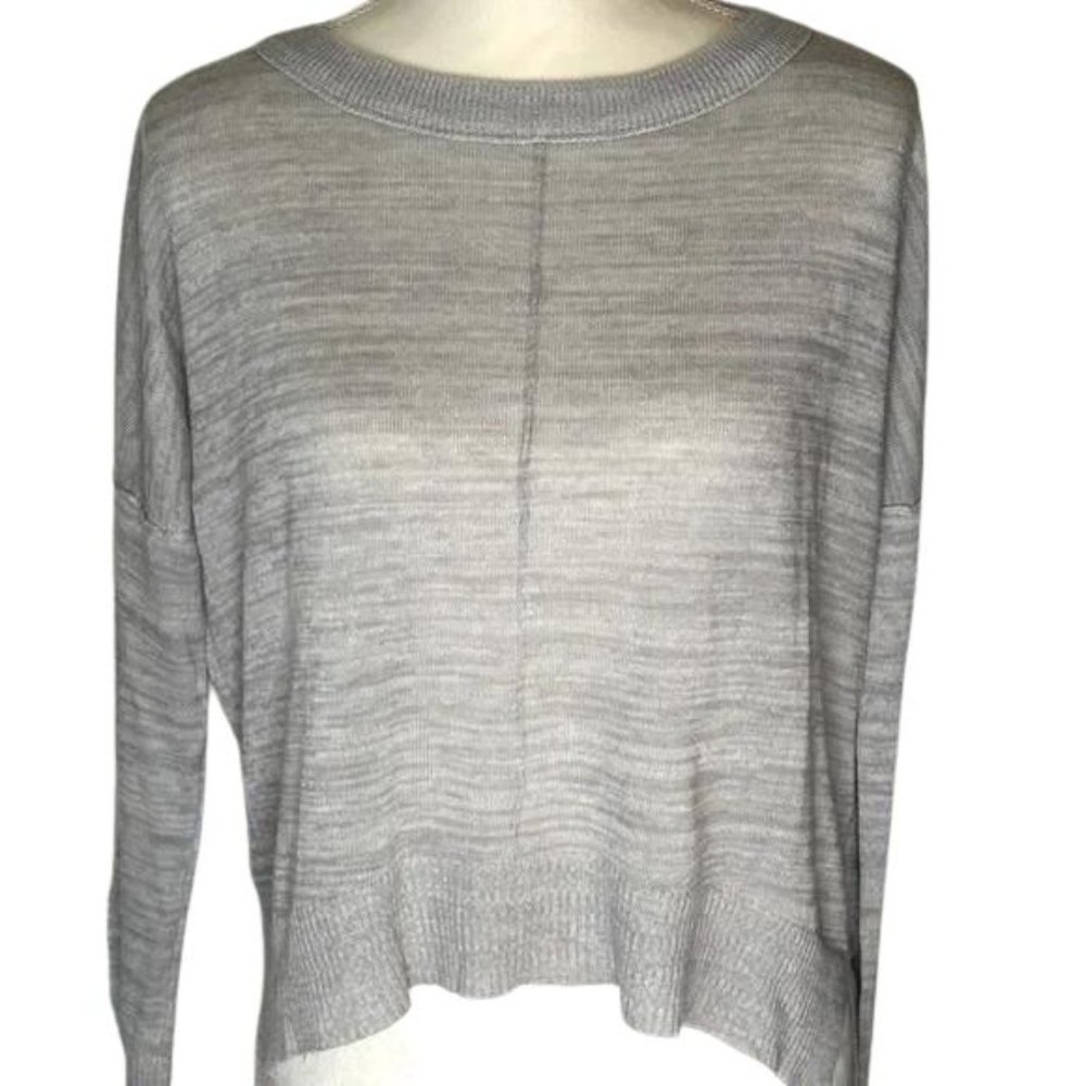 Jon and Jenn gray lightweight pullover sweater